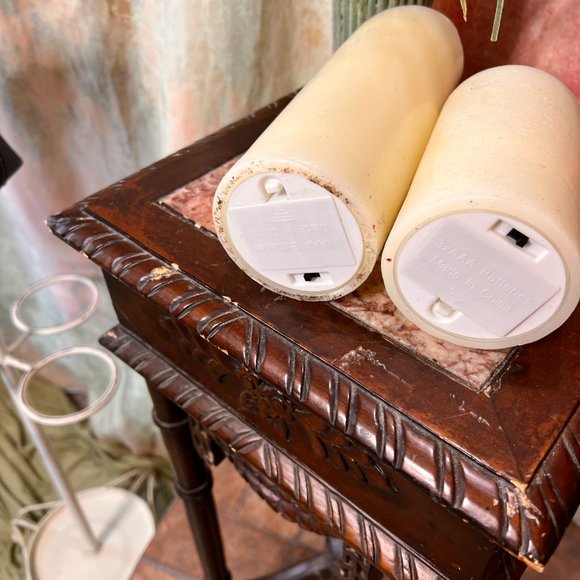 ๐6 Flameless Candle some are Flickering & Wax - Battery Operated - Picture 10 of 16